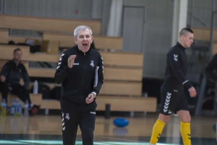 Futsal rinktinės treneris J. Rykvinas: „Mūsų laukia aukštos klasės varžovai“