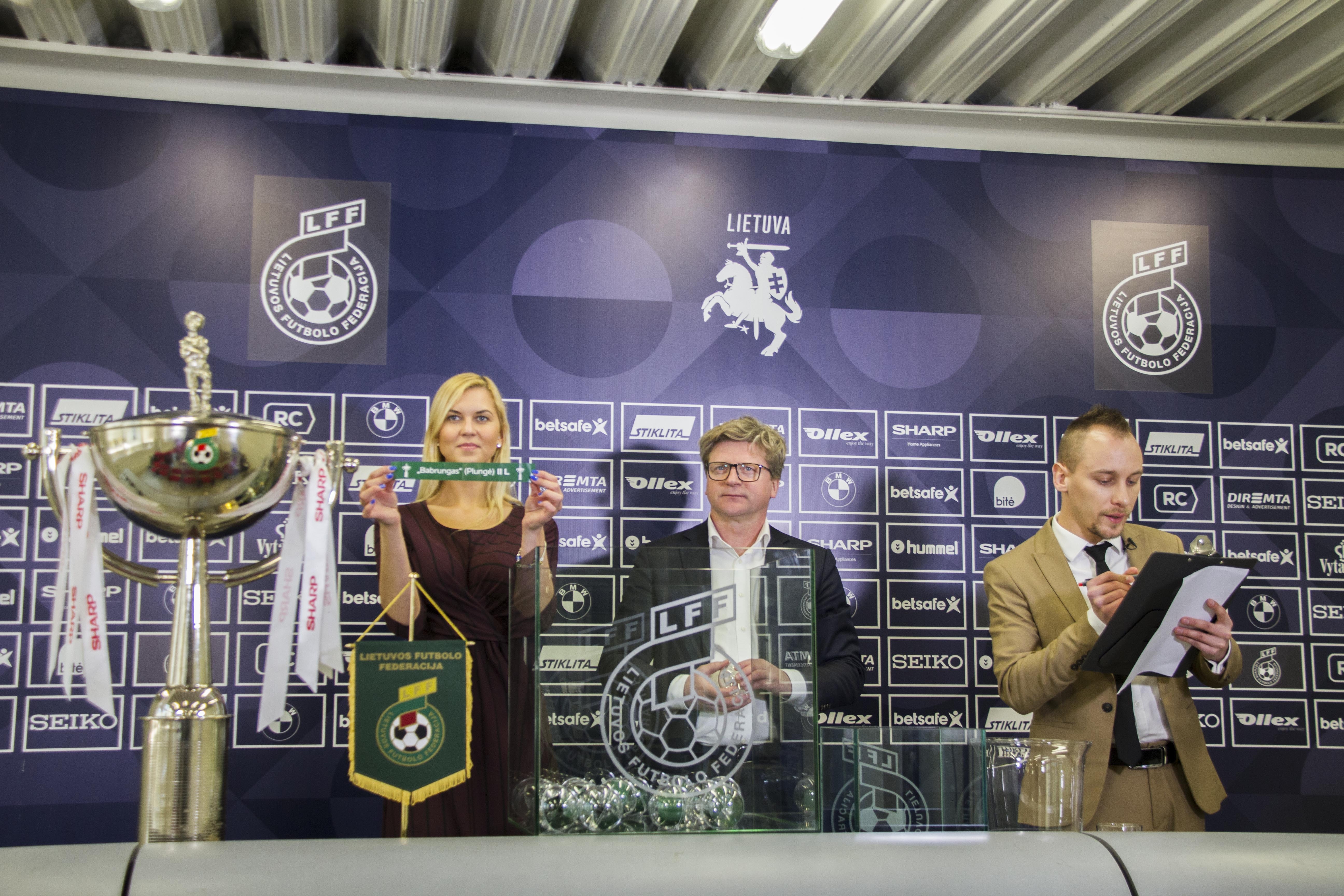 Ištraukti LFF taurės burtai
