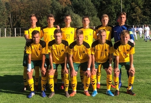 U-17 rinktinė atsilaikė prieš Slovakiją 
