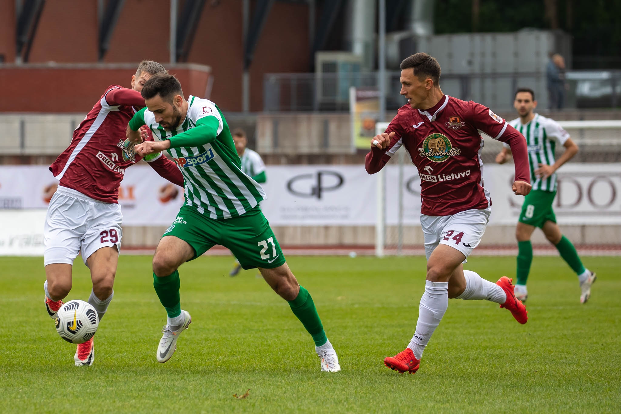 A lygos apžvalga: svarbius taškus pametęs „Žalgiris“ ir vis dar nepasiduodantys „Hegelmann“