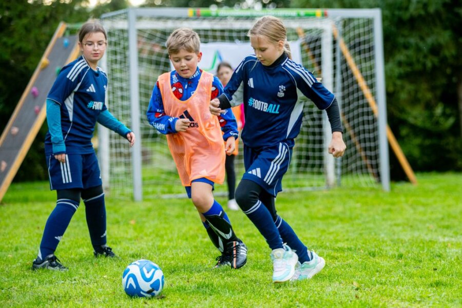 „Dzūkijos taurės“ turnyras praturtino Europos masinio futbolo savaitę